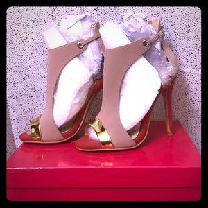 🌺Spring Into Style! 4 inch stylish Heels